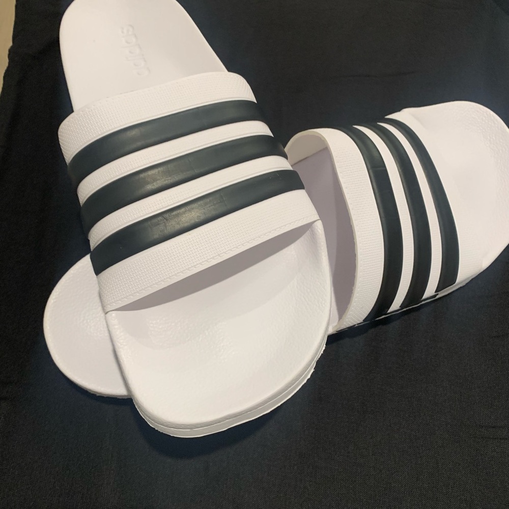 Adidas CloudFoam Slides